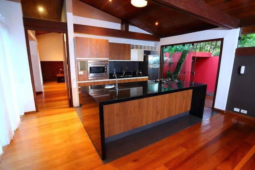  Casa Carlo sofisticação e bom gosto em c detalhe