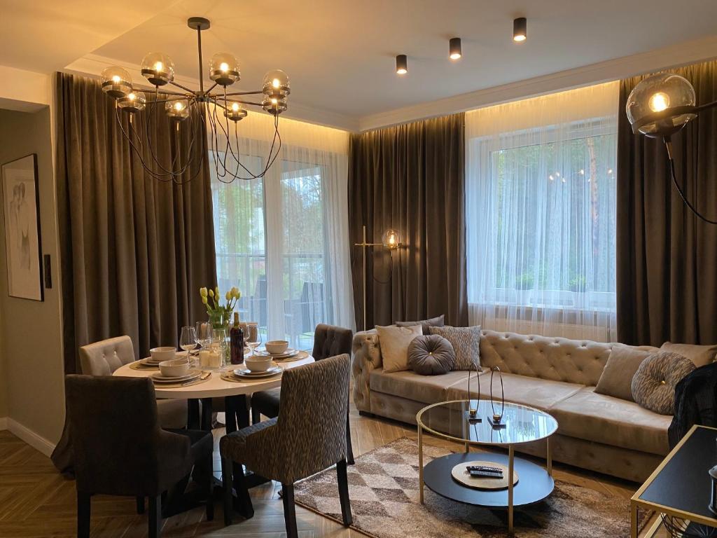 Family & Business Sauna Apartments No 7 Leśny nad Zalewem Cedzyna Unikat - 3 Bedroom with Private Sauna, Bath with Hydromassage, Terrace, Garage, Catering Options - 3