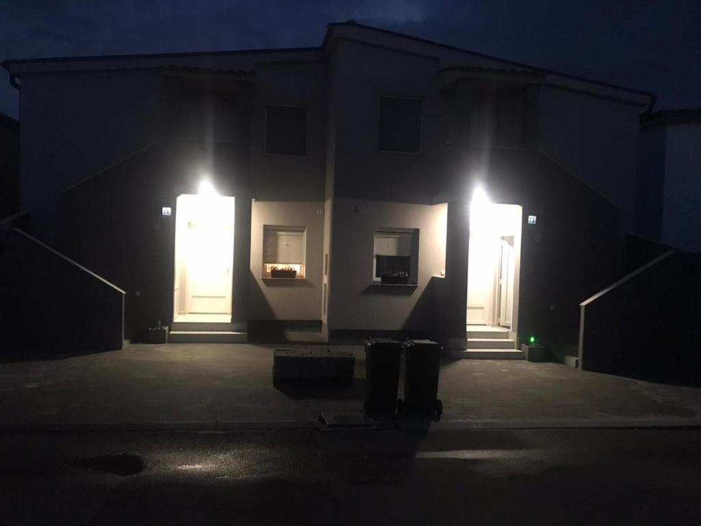 Budynek, w którym mieści się apartament