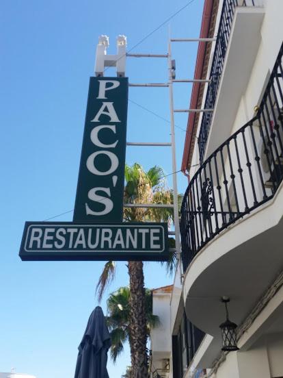 Hostal Restaurante Pacos tanúsítványa, márkajelzése vagy díja