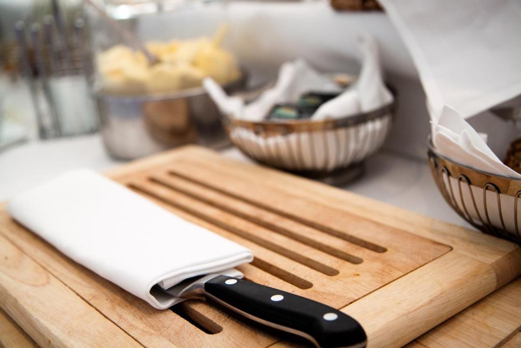 Qube Hotel Bahnstadt - Resim 35