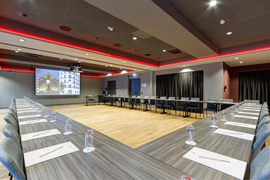 Konferenční prostory v ubytování Qube Hotel Bahnstadt