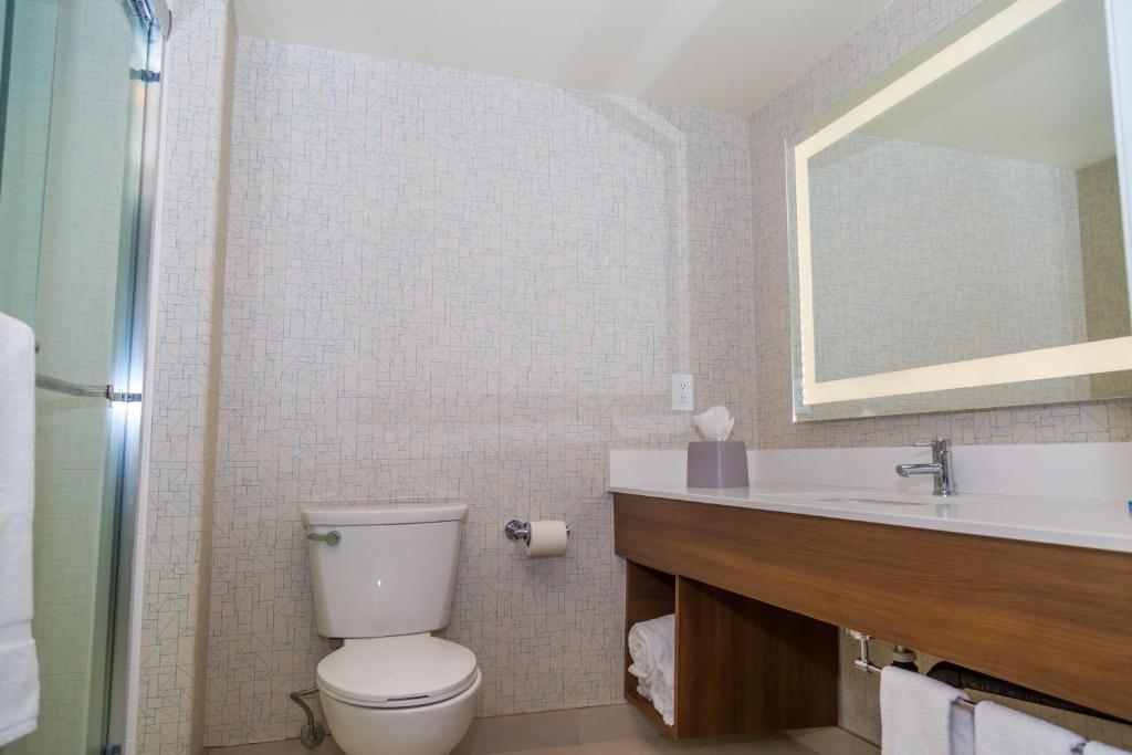 Holiday Inn Express San Diego Airport-Old Town by IHG photo