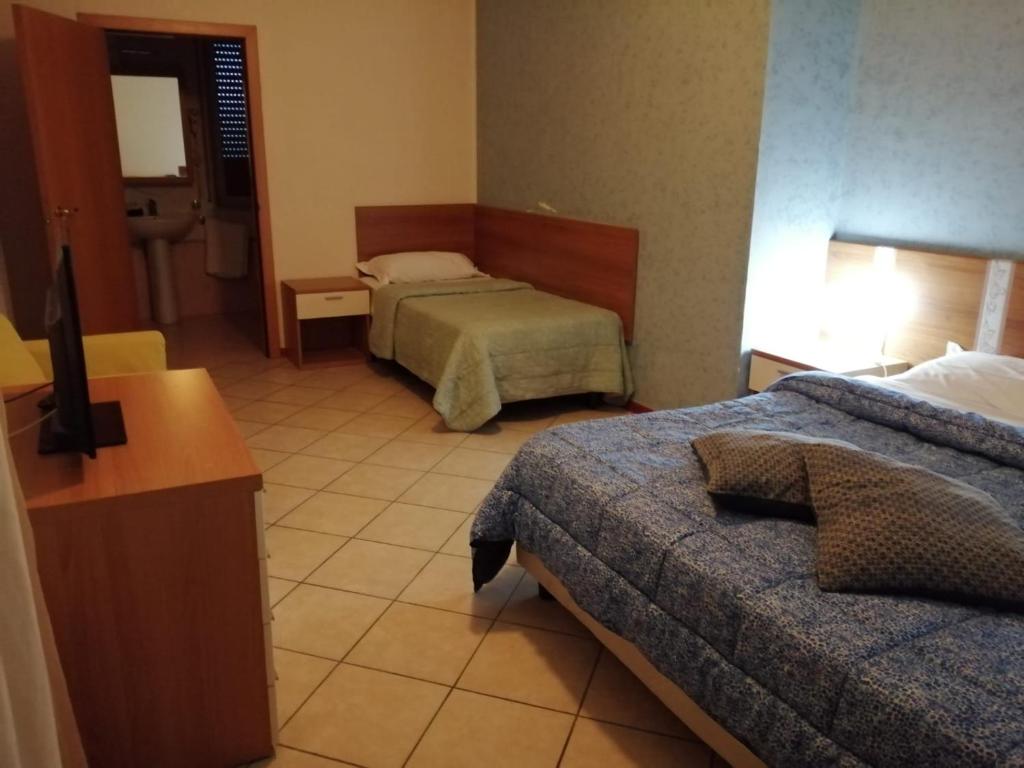 Thairè Resort - Basic Triple Room