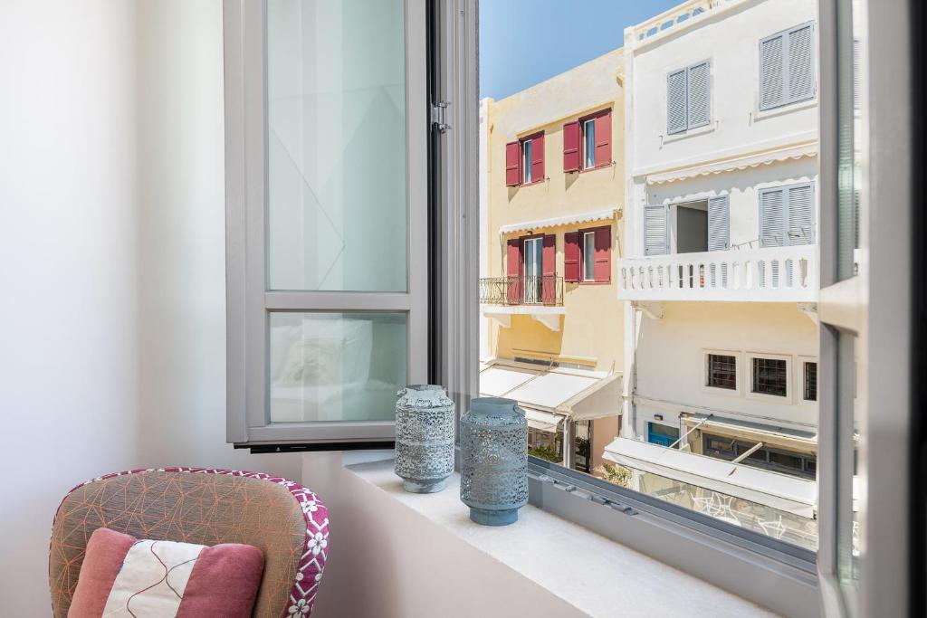 Nyx Chic Manor - Resim 35