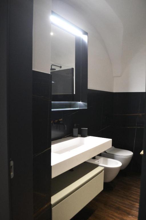Kúpeľňa v ubytovaní PALAZZO DELLE SIRENE Deluxe Apartment & Boutique Rooms