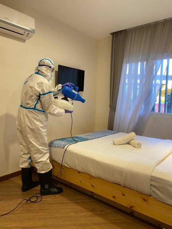 TV a/nebo společenská místnost v ubytování Artisan Eco Hotel