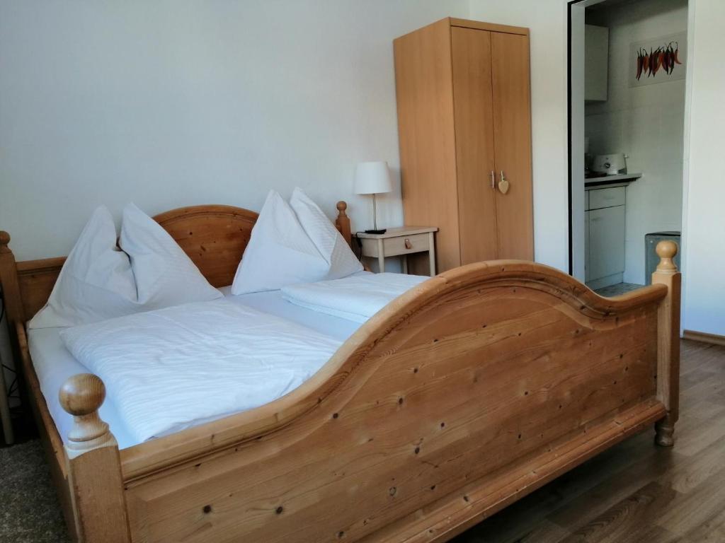 Postel nebo postele na pokoji v ubytování Landhaus Wörgartner