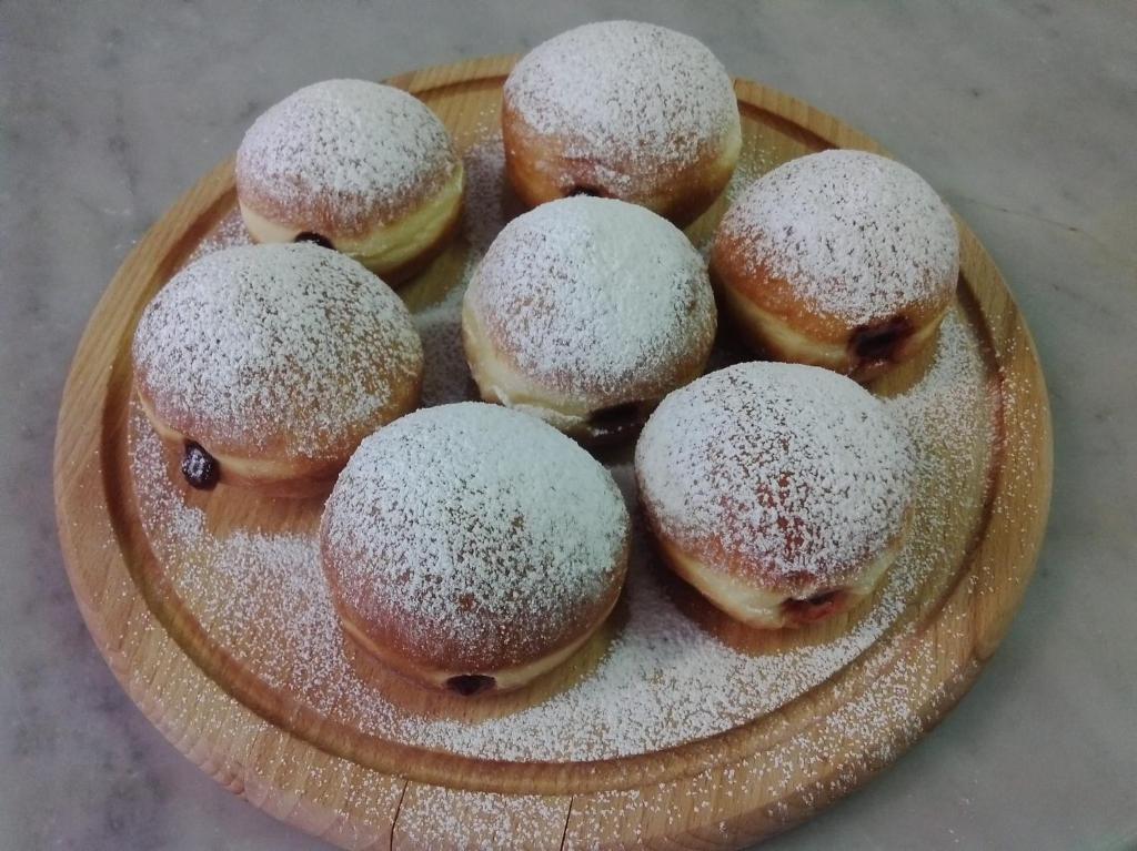 Jídlo v hotelu nebo okolí