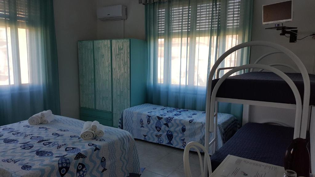 Hotel VILLA ITALIA B&B - Family Room With Private Bathroom