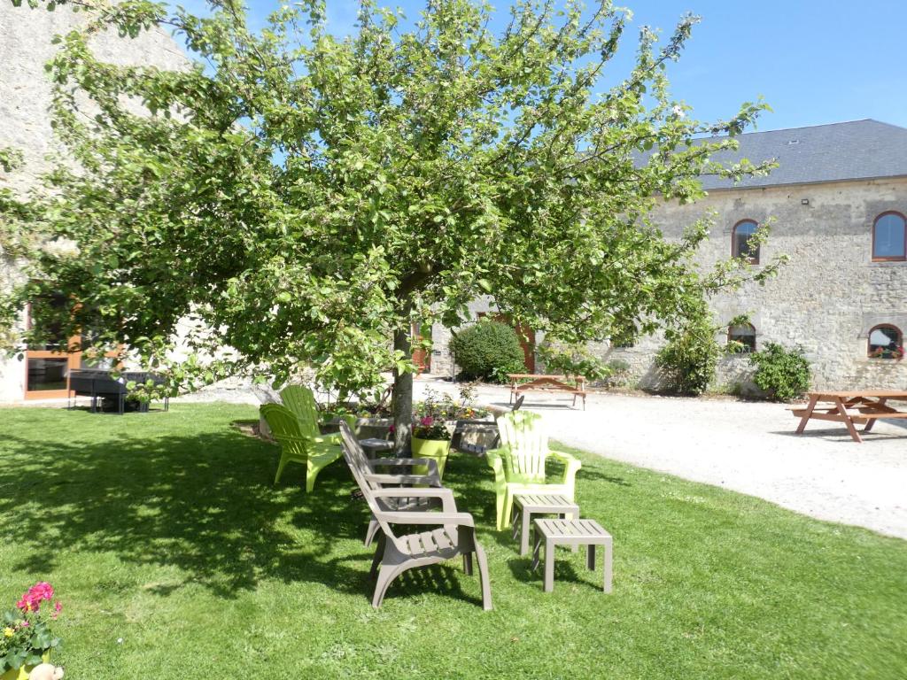 Zahrada ubytování Hôtel Restaurant le clos de l 'Ancien Pressoir