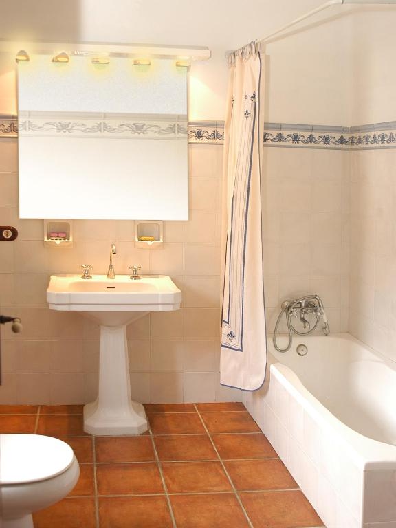 Koupelna v ubytování Casa Rural Lenco