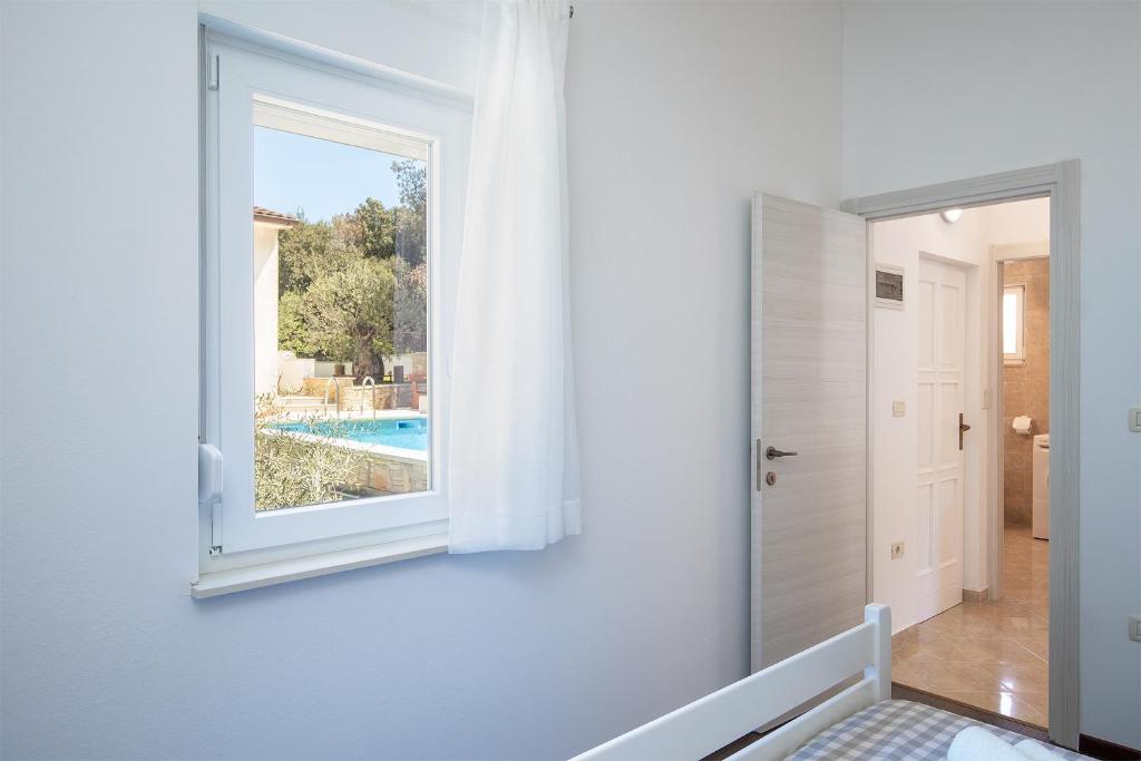 Zdjęcie z galerii obiektu Sandy Bay Apartments - free mountainbike rental - w mieście Pješčana Uvala