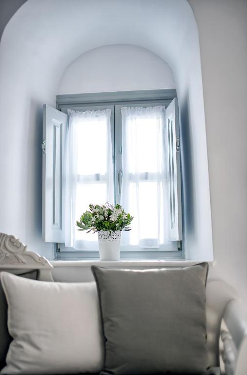 Archontiko Suites Santorini - 6