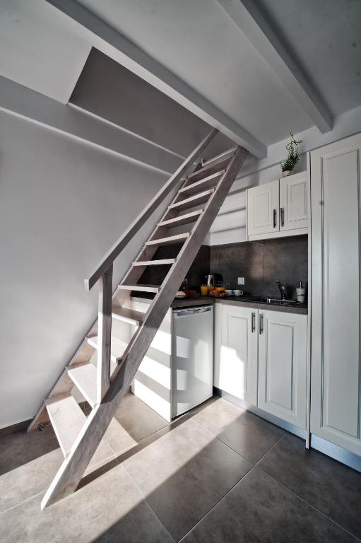 Archontiko Suites Santorini - 18