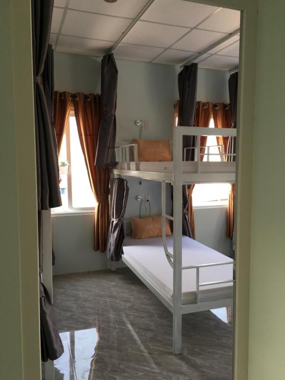 Maily Hostel - Cama Em Dormitório Misto De 10 Camas