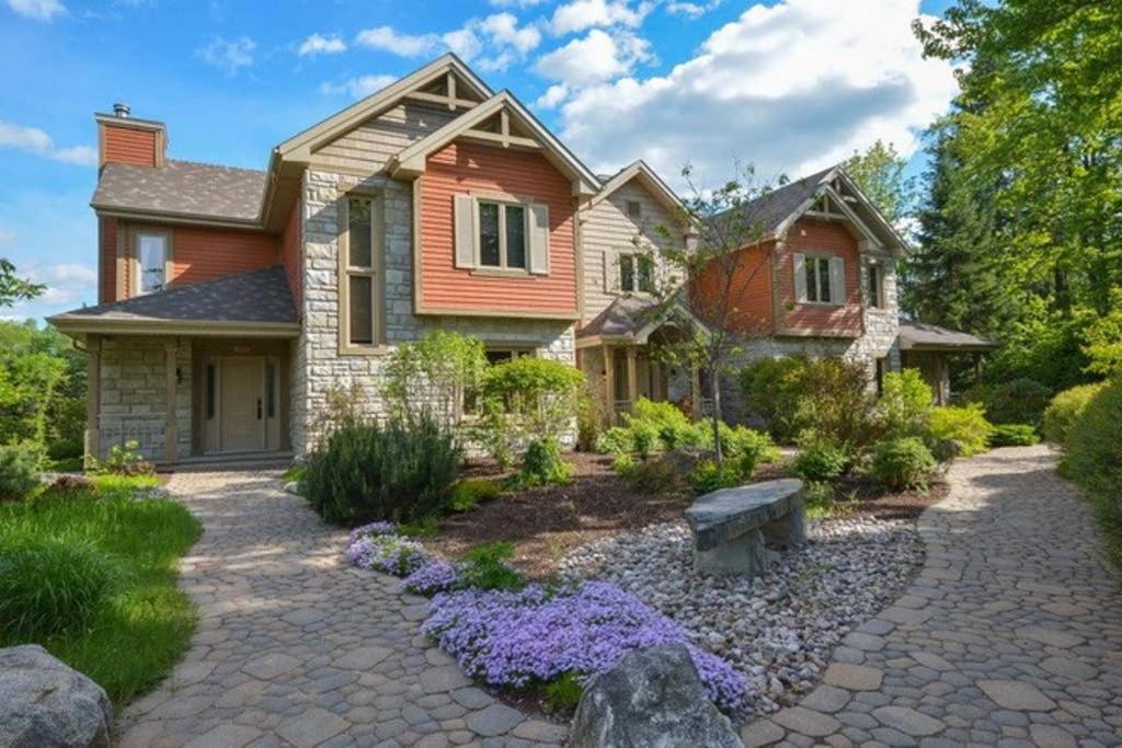 House On The Golf La Bte 10min To Tremblant 150, MontTremblant