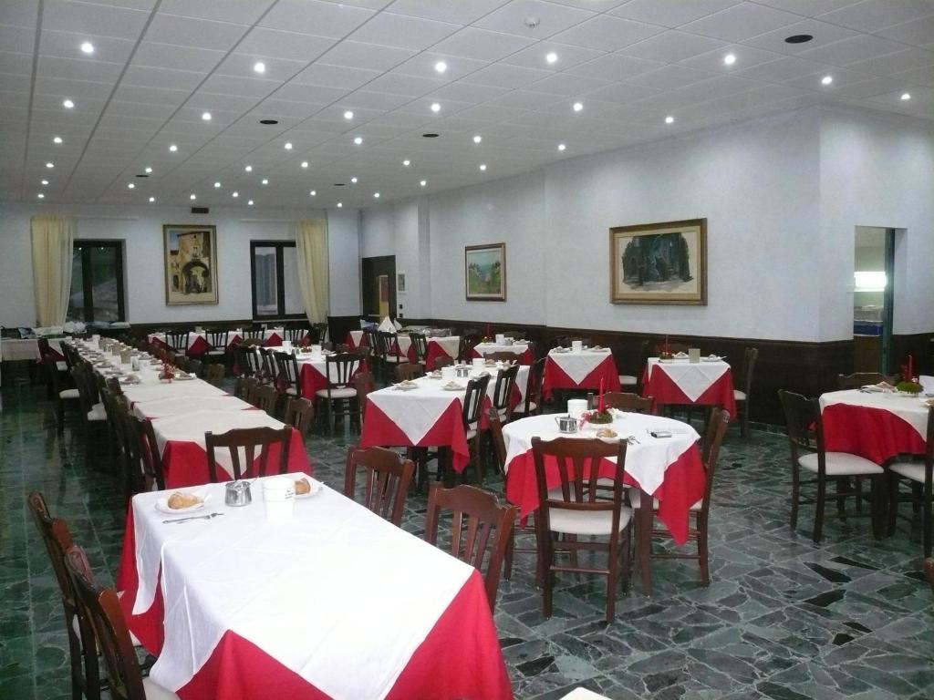 Restaurace v ubytování Albergo Belvedere