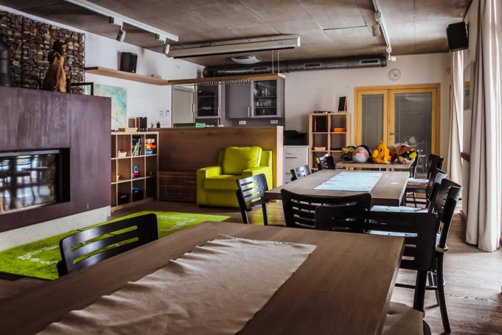 Kuchyň nebo kuchyňský kout v ubytování Rodinný apartmán v srdci Šumavy