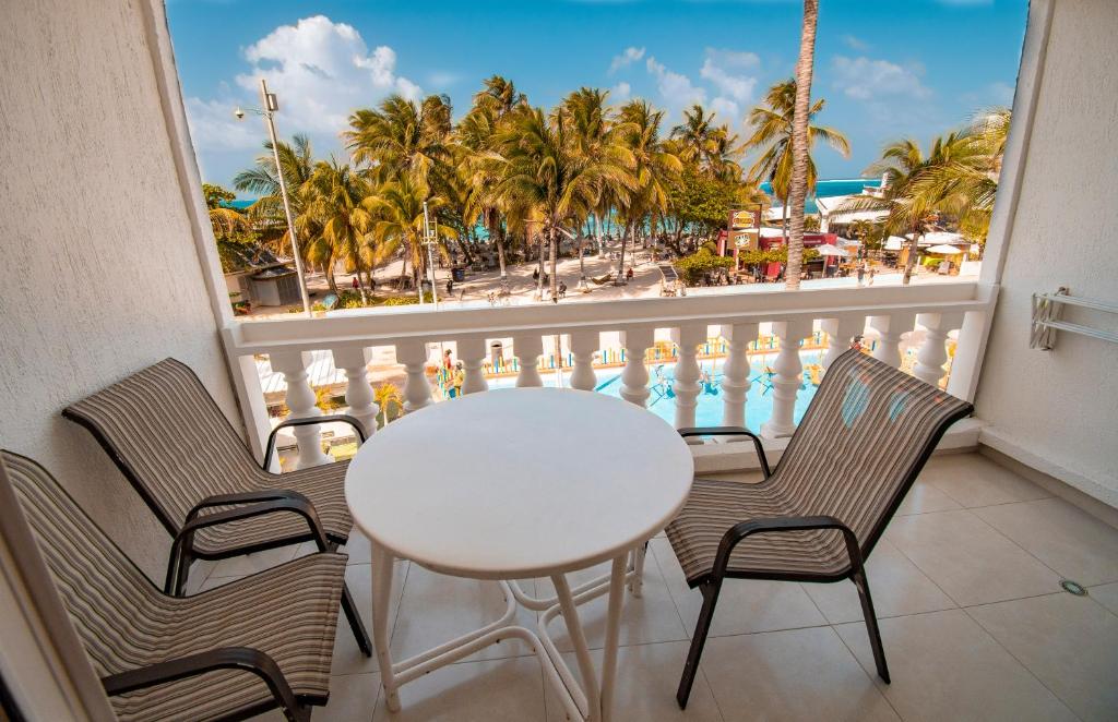 Gallery image of Hotel El Dorado in San Andrés