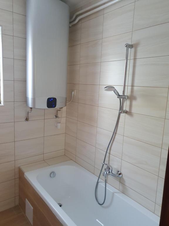Kúpeľňa v ubytovaní Galamb Villa