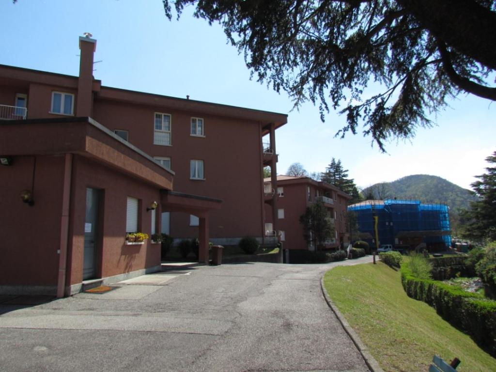 The building in which Az apartmant is located