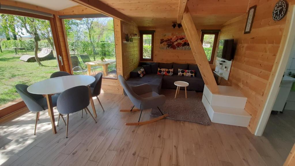 Posezení v ubytování Tiny House Grabovac