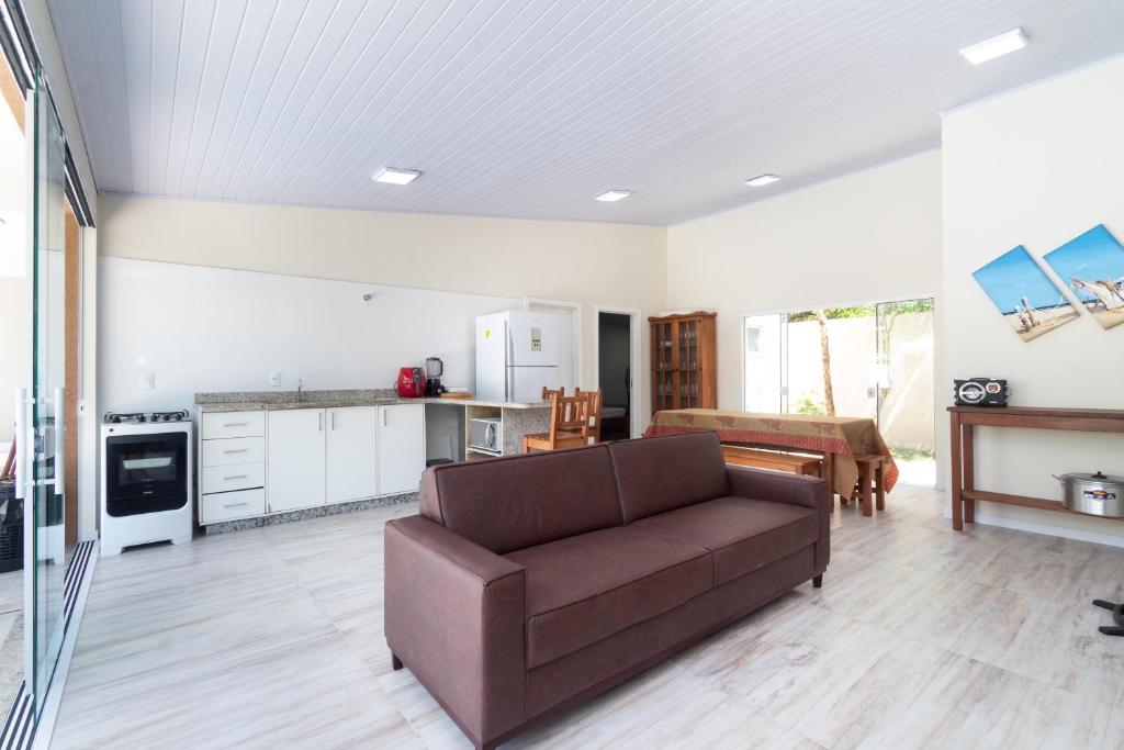  CASA FRANK COM PISCINA EM MARISCAL