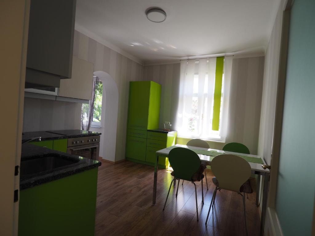A kitchen or kitchenette at Rizzi Haus