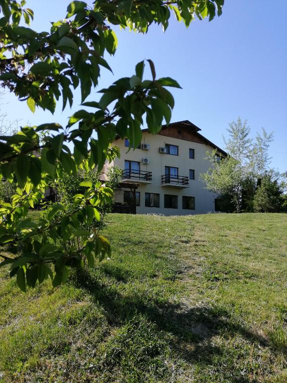 Kolpinghaus, Caransebeş – Prețuri actualizate 2023