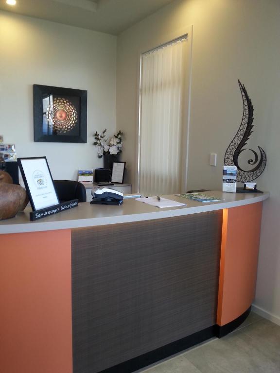 Acacia Lake View Motel - Resim 27