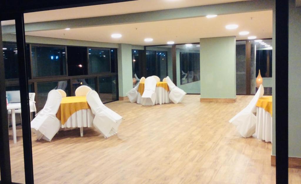  Flat 350 metros da praia - Natal