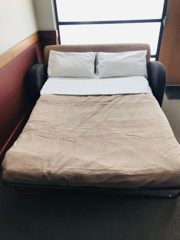 Highlander Hotel Bar Kitchen Rooftop - Resim 14