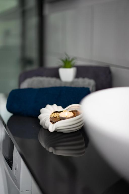 Posteľ alebo postele v izbe v ubytovaní Stylish studio in the heart of the city.