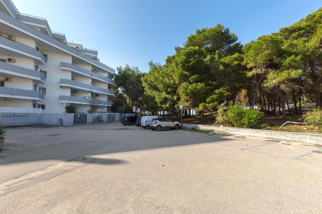 The building in which Az apartmant is located