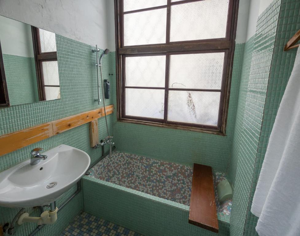 想起天井老宅民宿Thinking Homestay - Deluxe Doppel- Oder Zweibettzimmer Mit Stadtblick