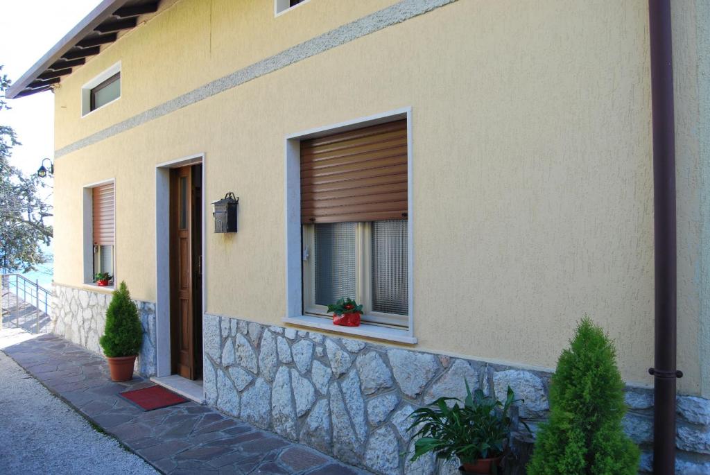 Budynek, w którym mieści się apartament