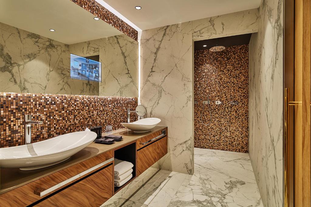 Clayton Hotel Amsterdam American - Resim 17