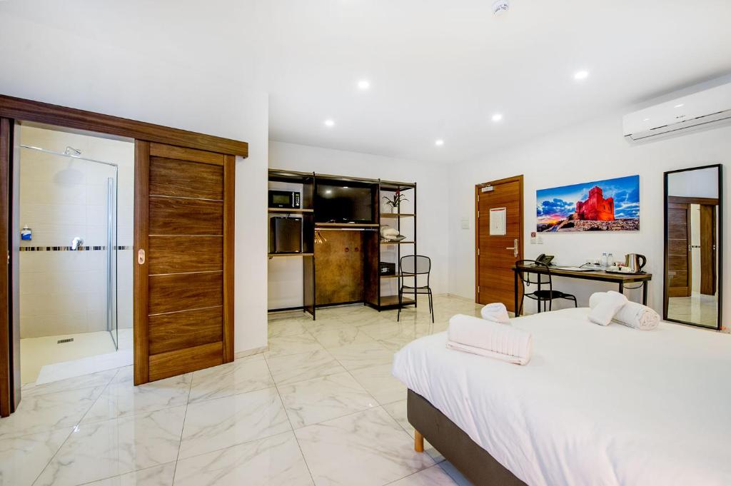 South Wind Guesthouse - 8