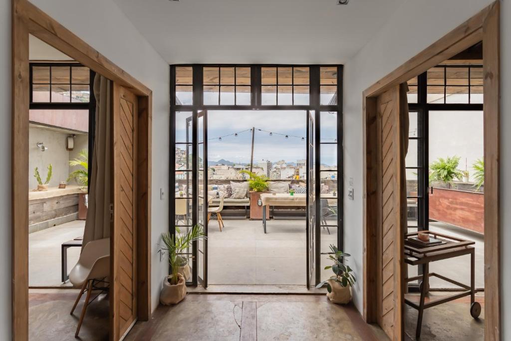  Ipanema Hills Loft