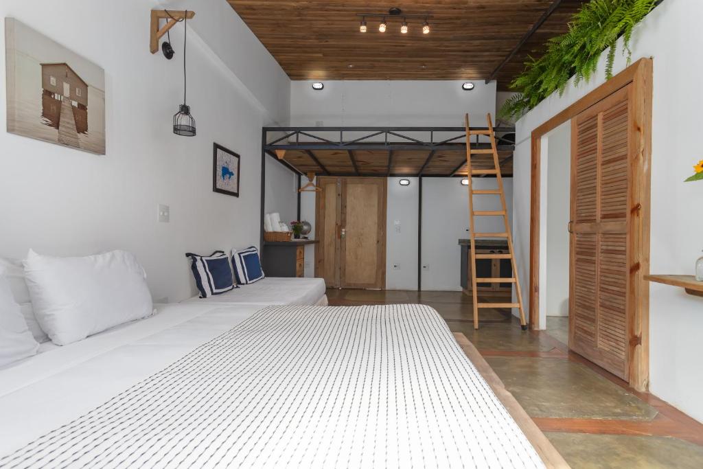  Ipanema Hills Loft
