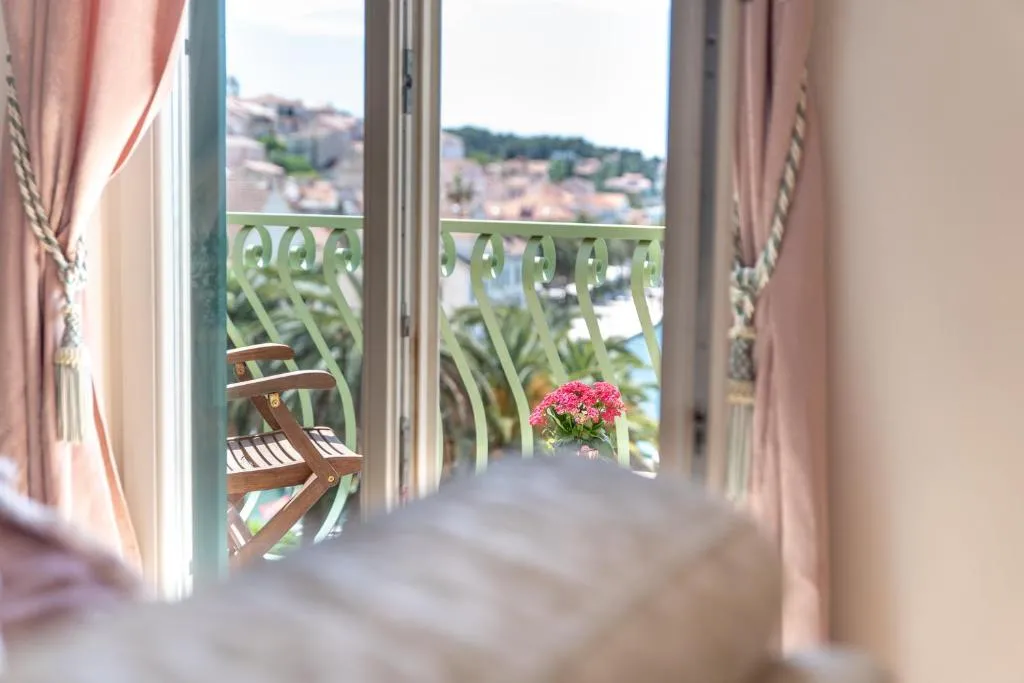 King Suite with Balcony