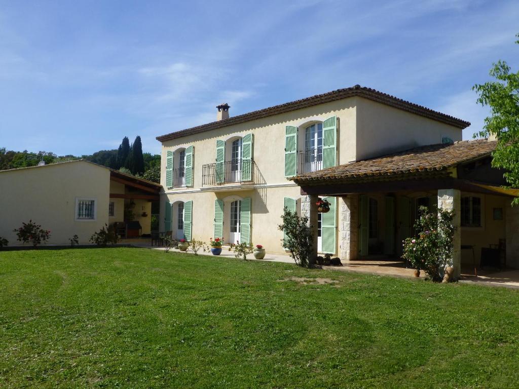 Zahrada ubytování Chambre d'hôtes "La Bastide des Eucalyptus"