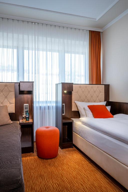 
Business Single Room
