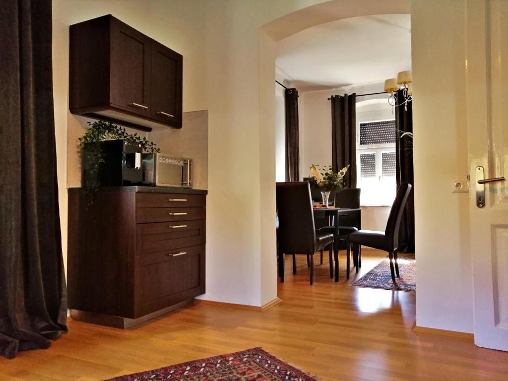 Köök või kööginurk majutusasutuses Villa Komposch - adults only
