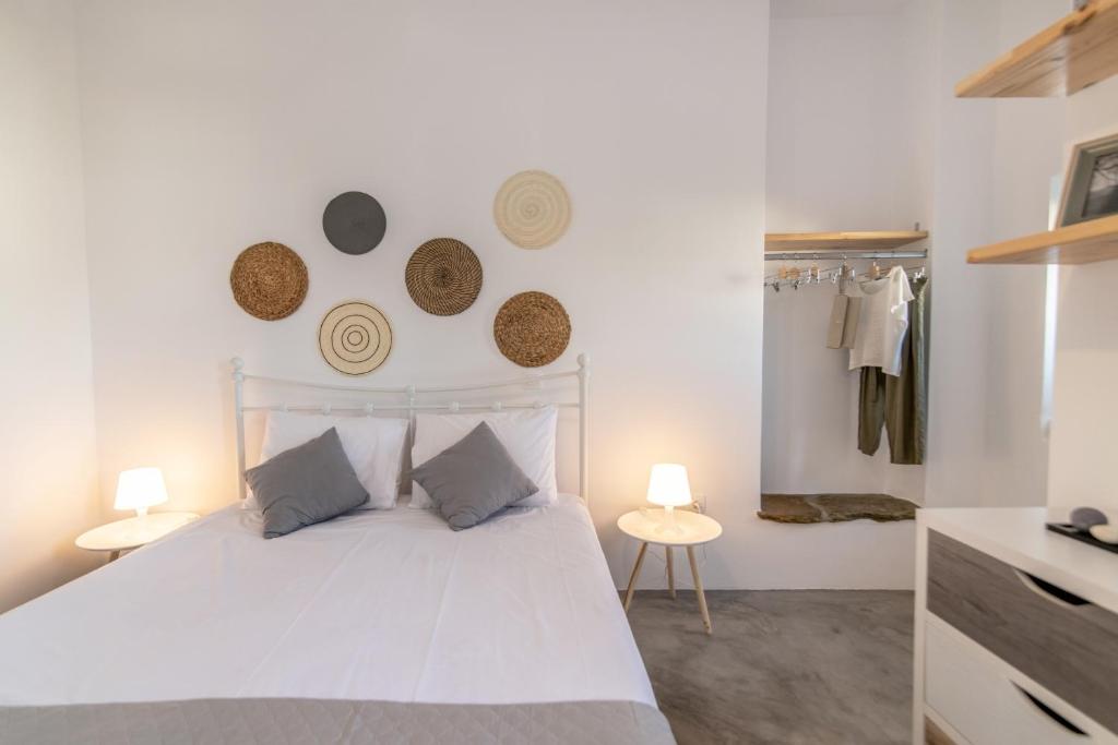Posteľ alebo postele v izbe v ubytovaní Livadi house Tinos