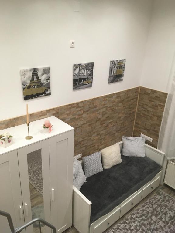 Posedenie v ubytovaní Móra apartmanház