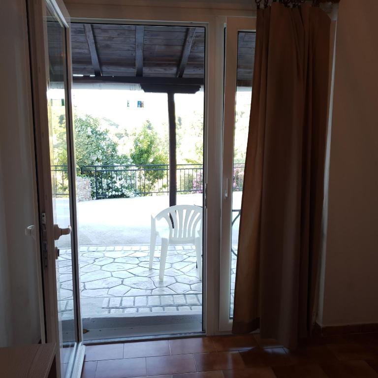 Fotografie z fotogalerie ubytování Villa Elpiniki v destinaci Troulos