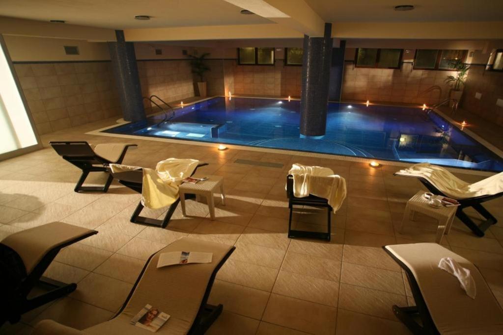 Bazén v ubytování Hotel Federico II nebo v jeho okolí