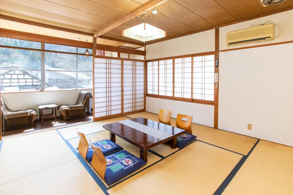 Posezení v ubytování Tabist Hana Hotel Takinoya Aizu-Yanaizu